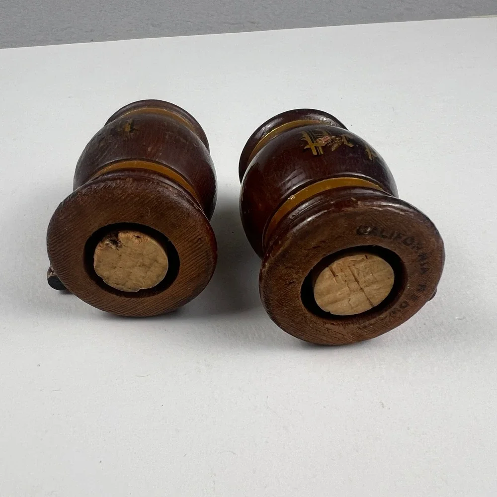 Vintage Wood Barrel Stein Salt Pepper Shakers Brown Souvenir Rustic Farmhouse